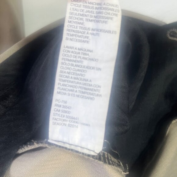 Van Heusen Classic Fit Dress Pants Mens 34x32 Tan - Picture 9 of 9